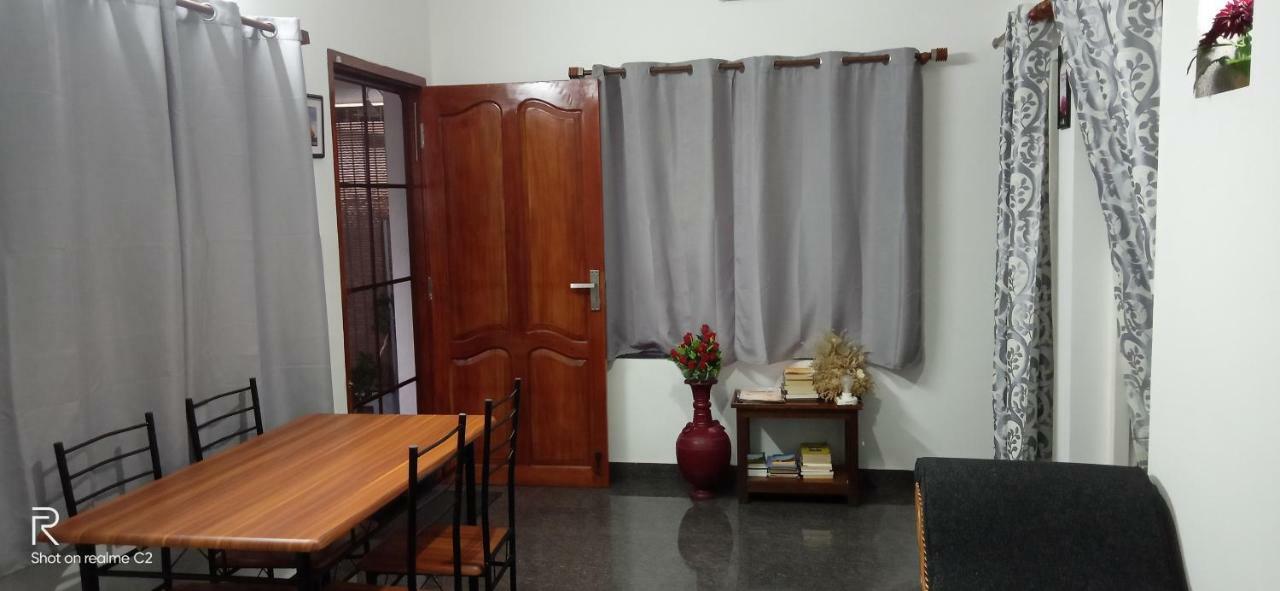 Bethel Residency Hotel Kochi Kültér fotó